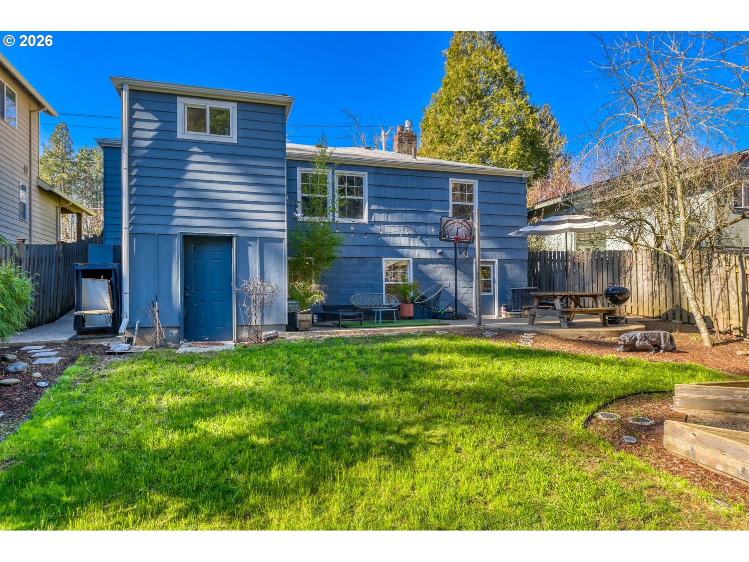 4667 Exeter Street West Linn, OR 97068 - Photo 26 of 31 Backyard