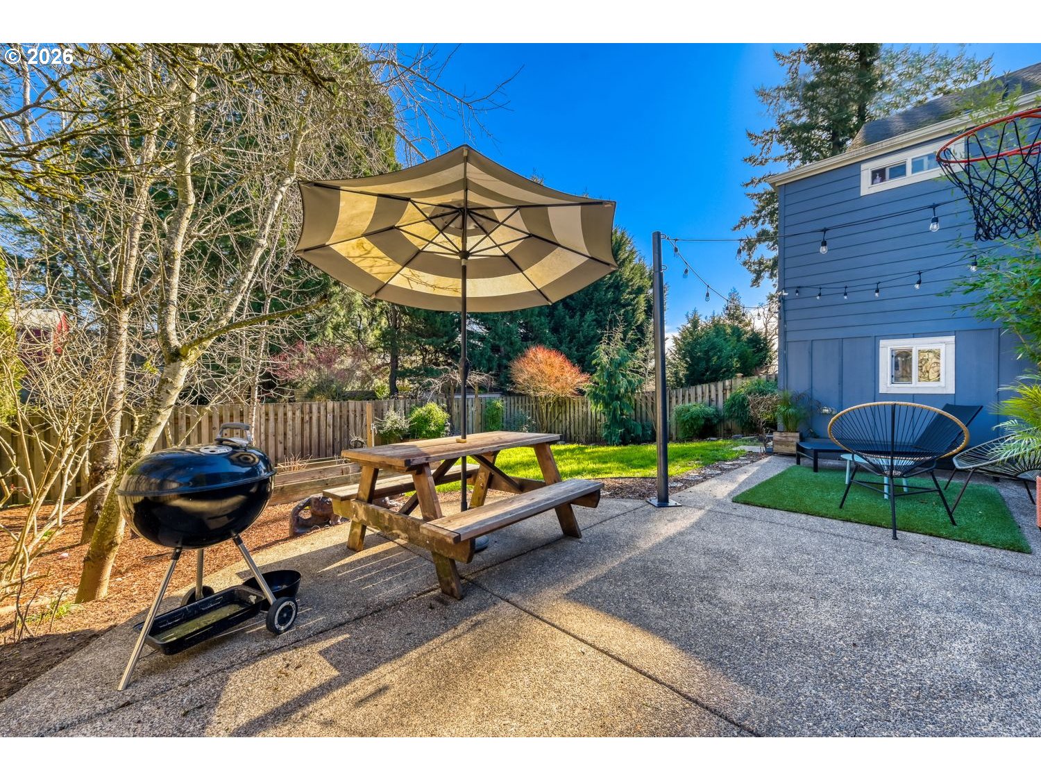 4667 Exeter Street West Linn, OR 97068 - Photo 27 of 31 Patio