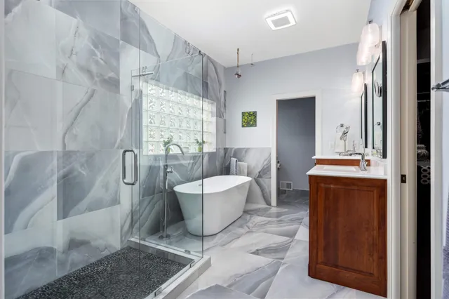 $2,795,000 | 3890 Sunset Drive, Spring Park, MN 55384