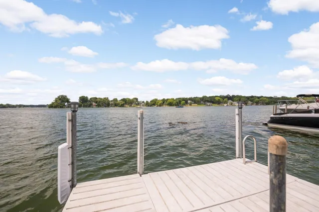 $2,795,000 | 3890 Sunset Drive, Spring Park, MN 55384