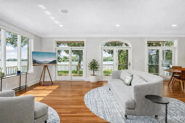 $2,795,000 | 3890 Sunset Drive, Spring Park, MN 55384