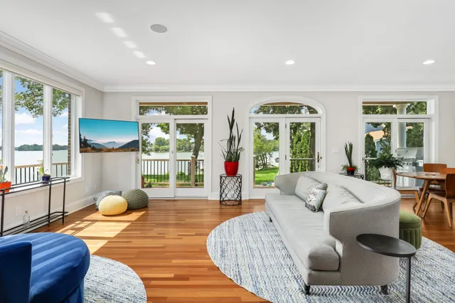 $2,795,000 | 3890 Sunset Drive, Spring Park, MN 55384