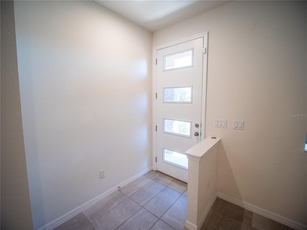 9175 Longship Alley Orlando, FL 32832 - Photo 6 of 32