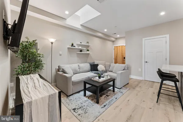$2,300 | 818 Kennedy Street Northwest, Unit 9, Washington, DC 20011