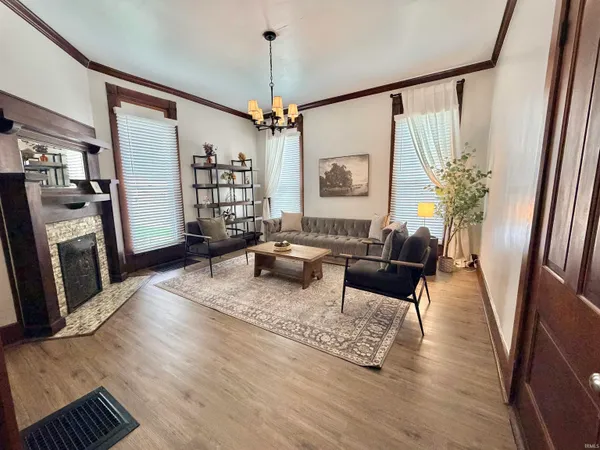 $319,900 | 23 Washington Avenue, Evansville, IN 47713