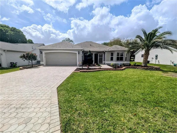 $459,000 | 432 Loma Paseo Drive, Lady Lake, FL 32159