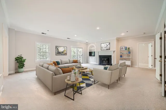 $175,000 | 205 Brightwood Club Drive, Unit 205, Lutherville-Timonium, MD 21093