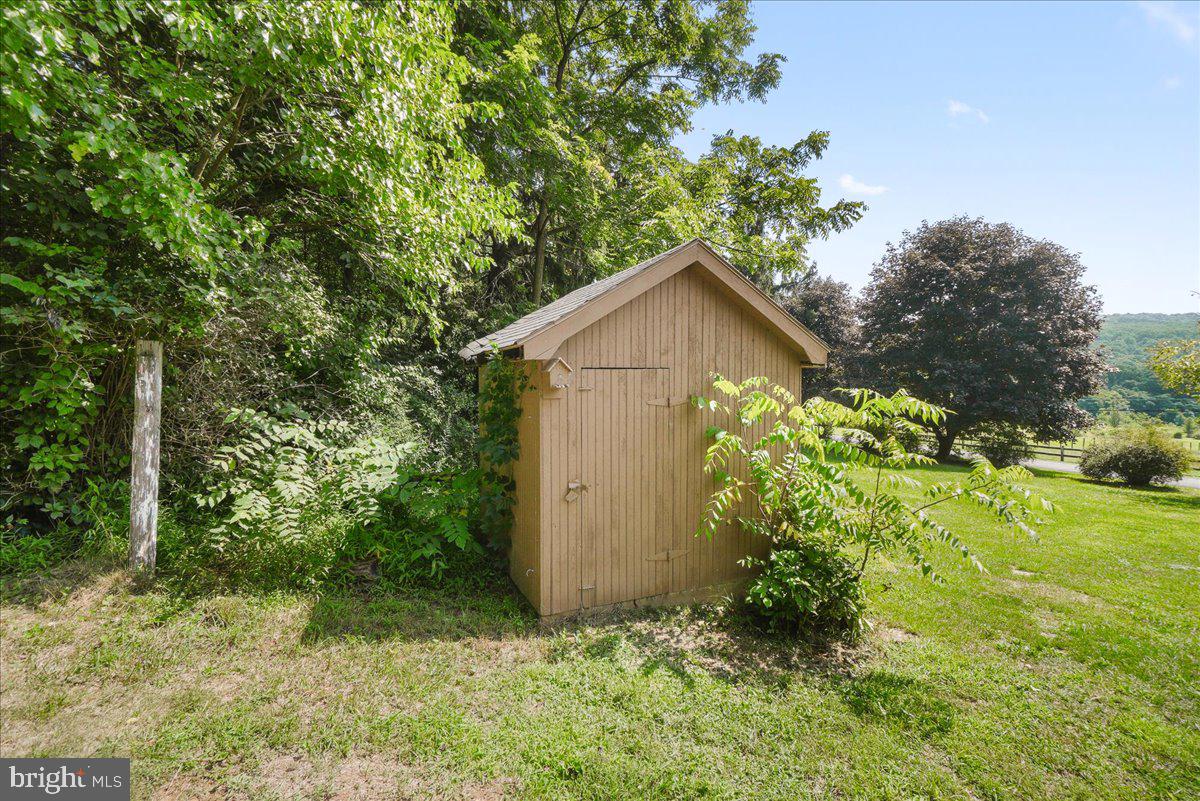14008 Brown Road Smithsburg, MD 21783 - Photo 25 of 30 Yard