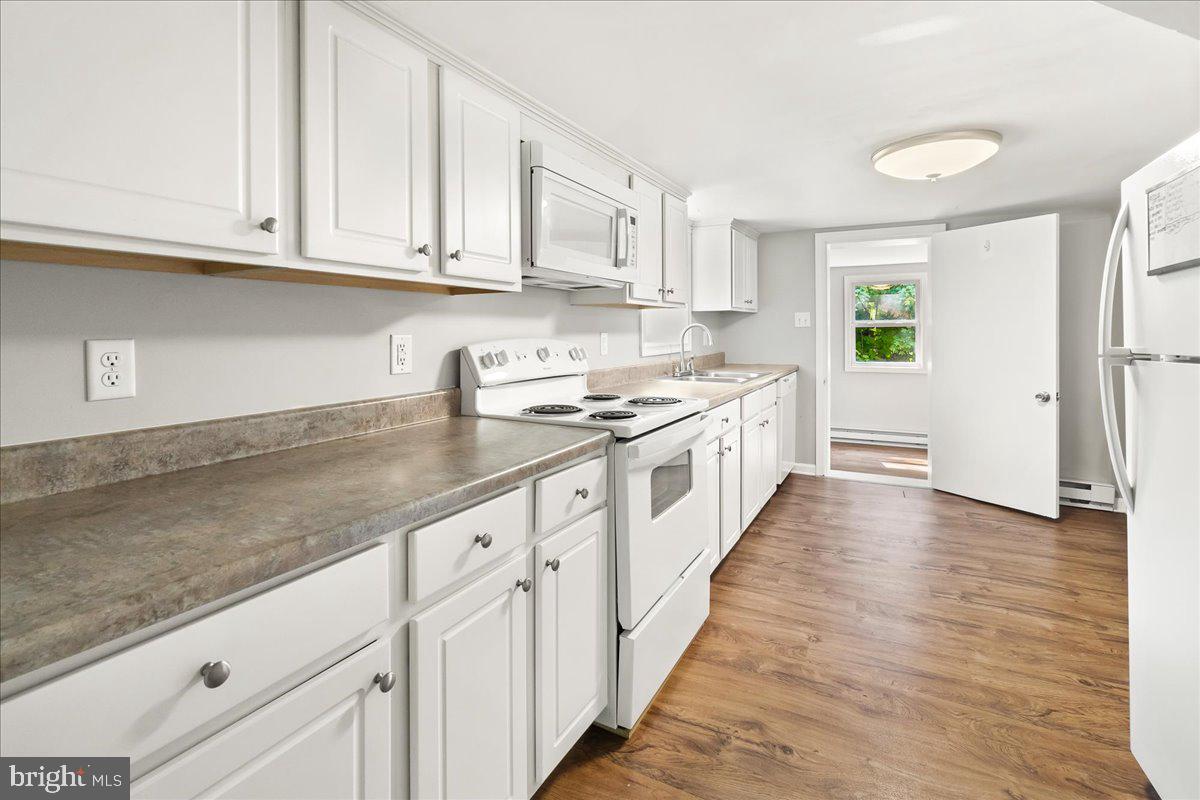 14008 Brown Road Smithsburg, MD 21783 - Photo 8 of 30 Kitchen