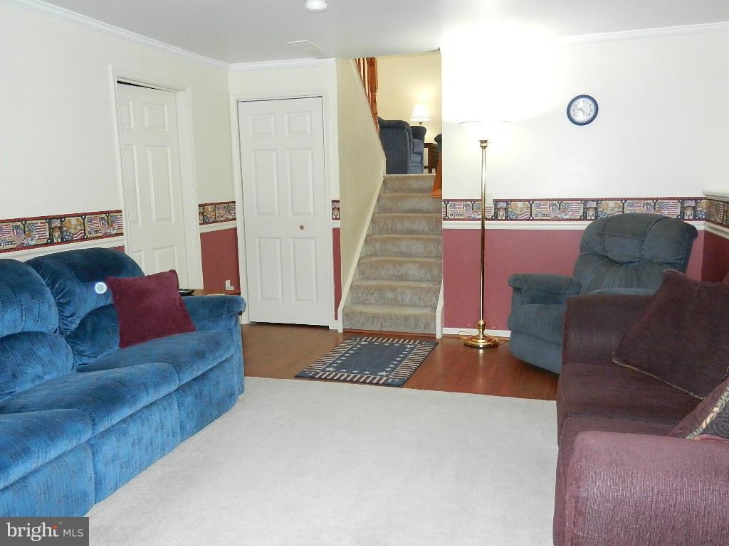 10337 Abbott Road Manassas, VA 20110 - Photo 21 of 30 Family Room