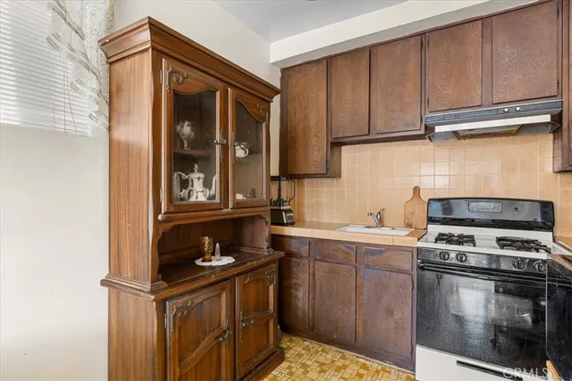 $799,000 | 3883 Filion Street, Los Angeles, CA 90065