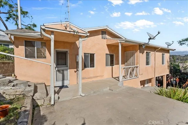 $799,000 | 3883 Filion Street, Los Angeles, CA 90065