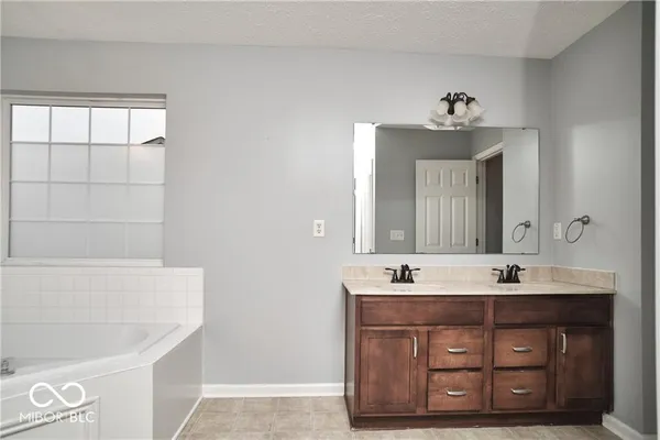 $3,200 | 11080 McDowell Drive, Fishers, IN 46038