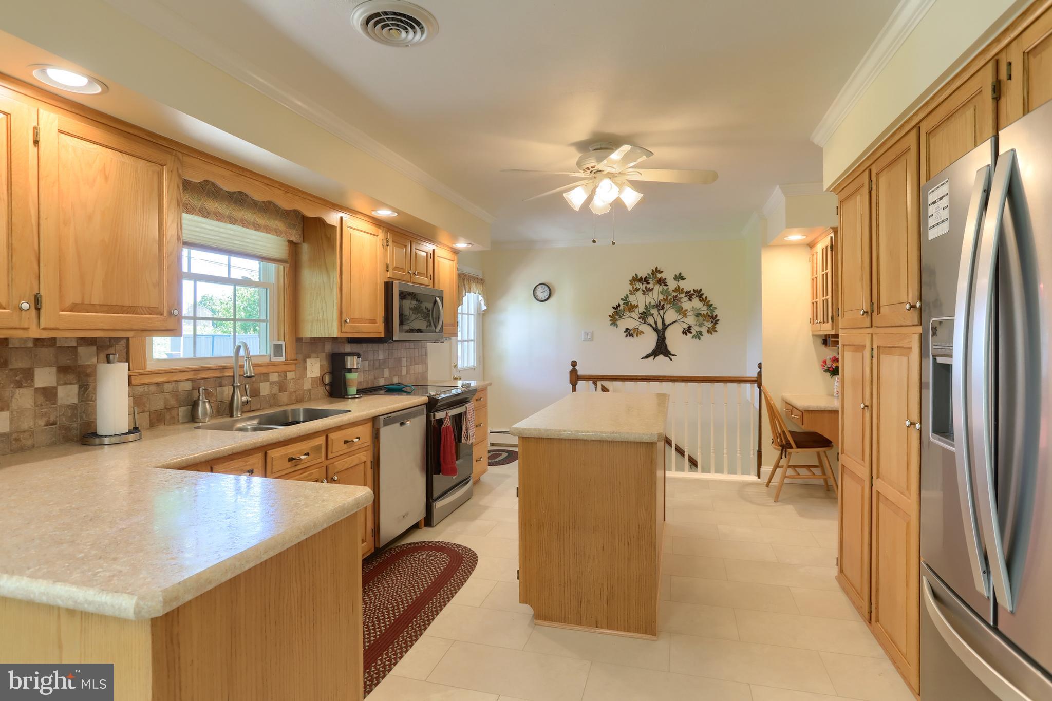 421 Berryhill Road Harrisburg, PA 17109 - Photo 12 of 49