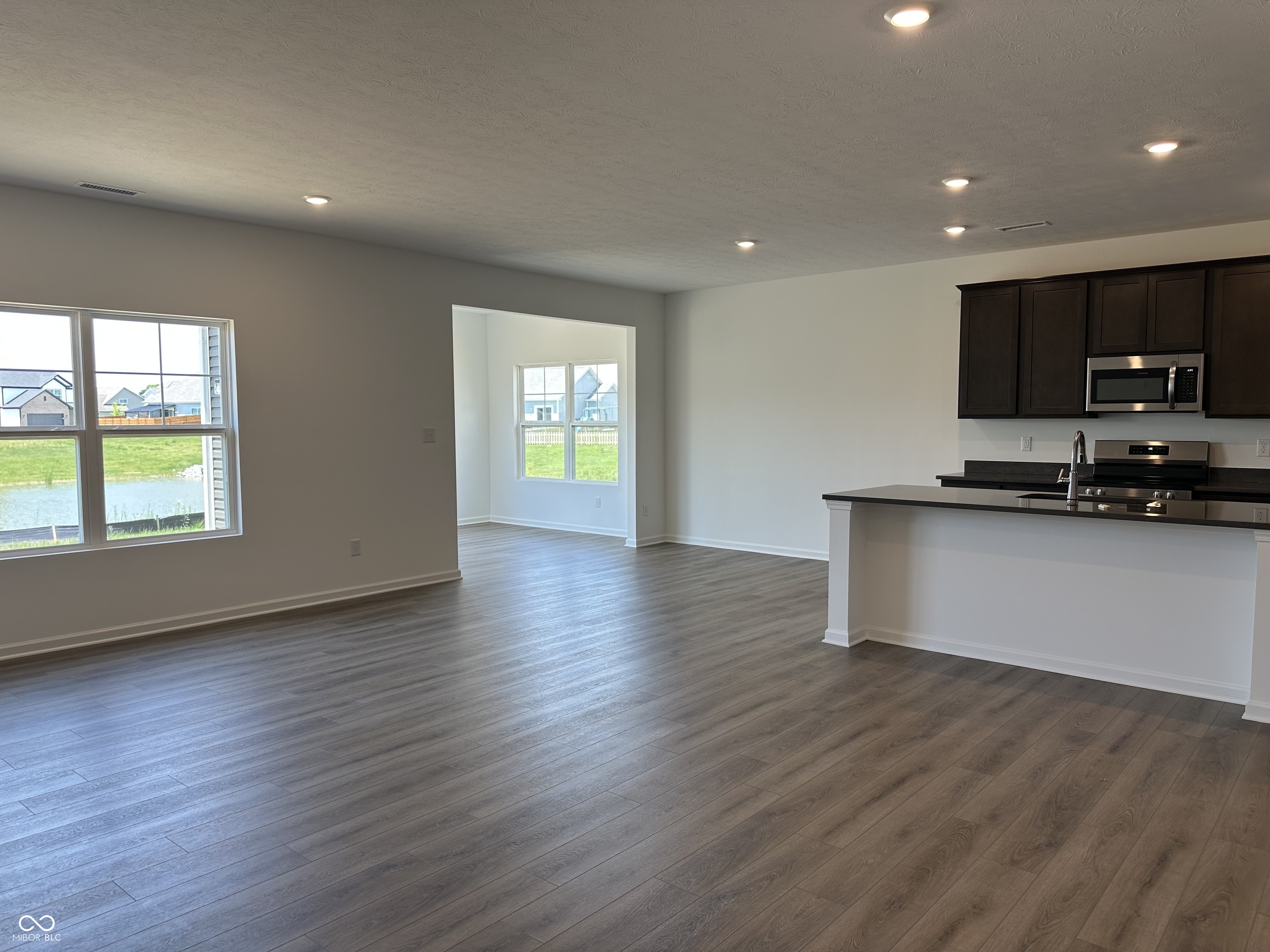 1657 Pebble Bch Drive Pendleton, IN 46064 - Photo 2 of 20
