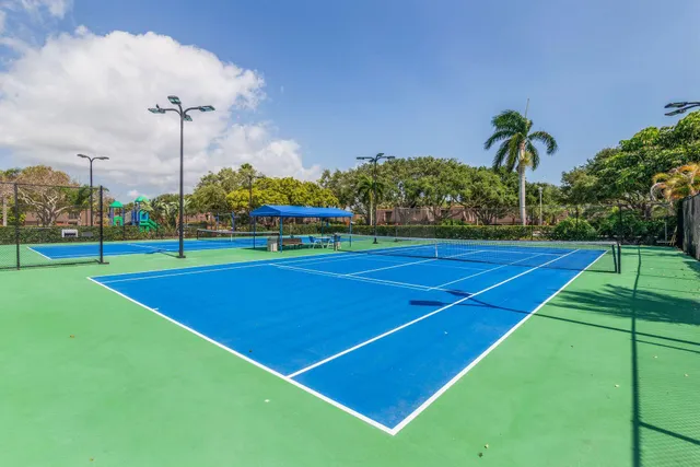 a view of a tennis court