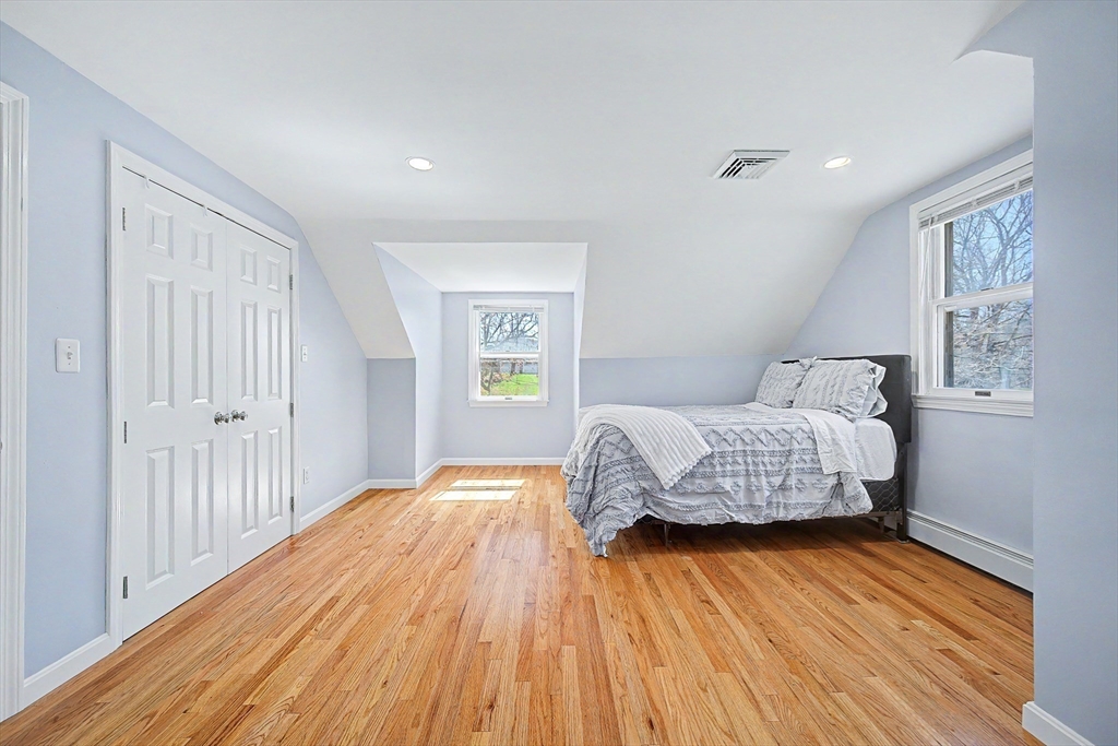 1 Phyllis Road Foxboro, MA 02035 - Photo 26 of 36