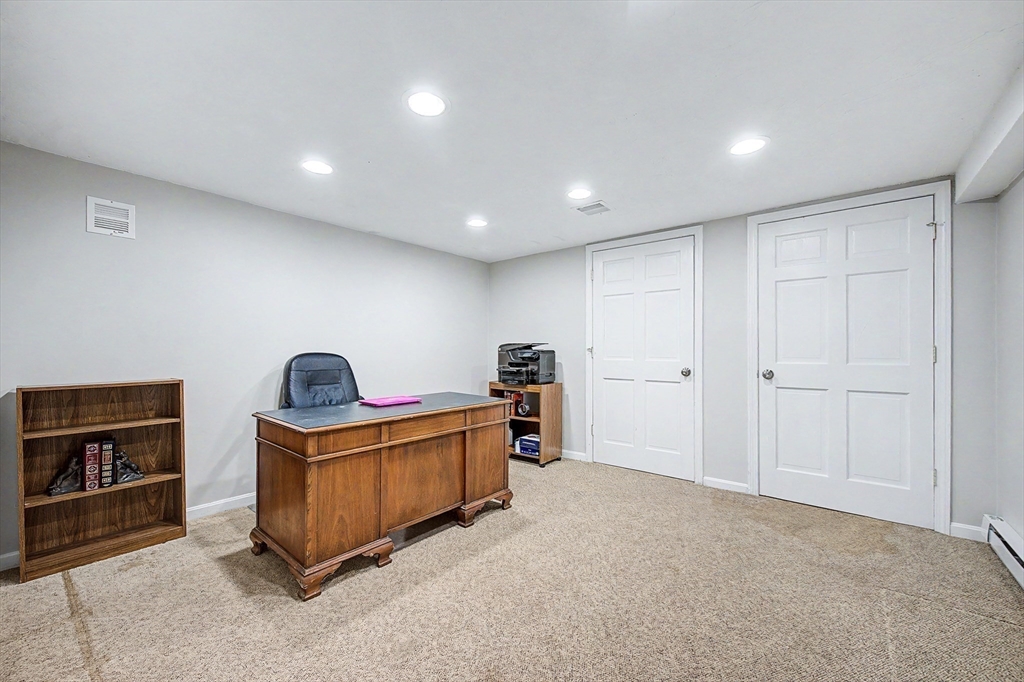 1 Phyllis Road Foxboro, MA 02035 - Photo 30 of 36