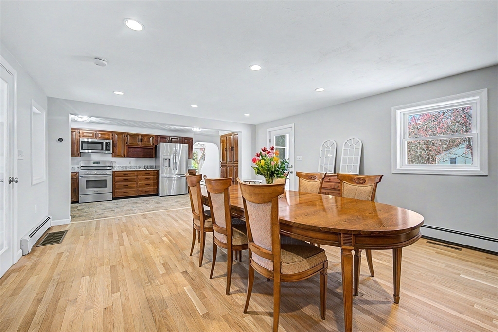 1 Phyllis Road Foxboro, MA 02035 - Photo 8 of 36