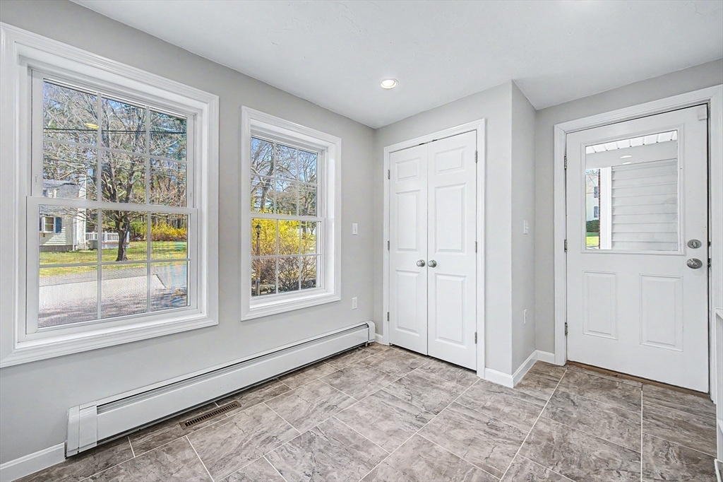 1 Phyllis Road Foxboro, MA 02035 - Photo 9 of 36