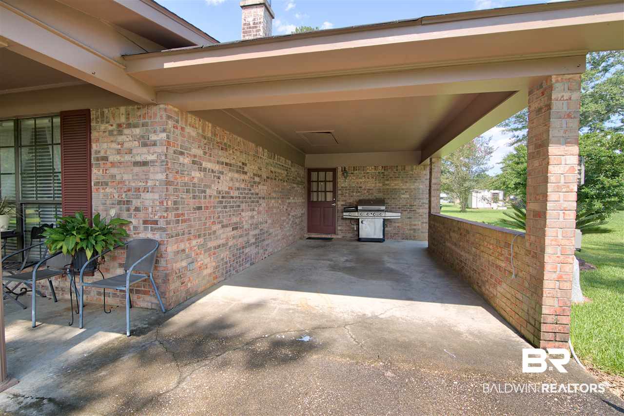 7450 Oak Drive Foley, AL 36535 - Photo 6 of 31 Carport