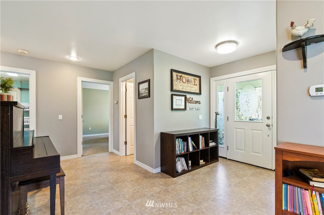 5770 Mission Road Bellingham, WA 98226 - Photo 12 of 40
