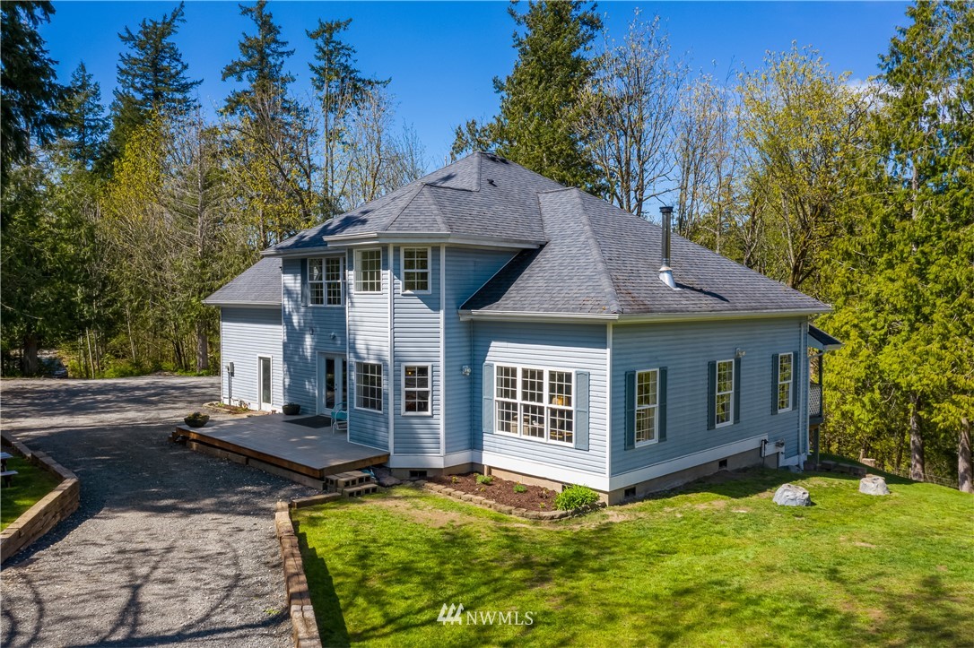 5770 Mission Road Bellingham, WA 98226 - Photo 3 of 40