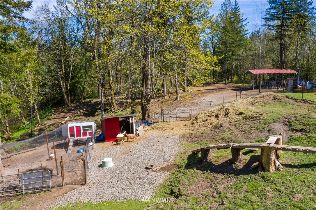 5770 Mission Road Bellingham, WA 98226 - Photo 7 of 40