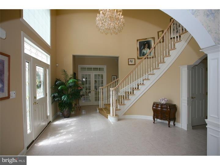 577 Godshall Road Telford, PA 18969 - Photo 3 of 24 Foyer