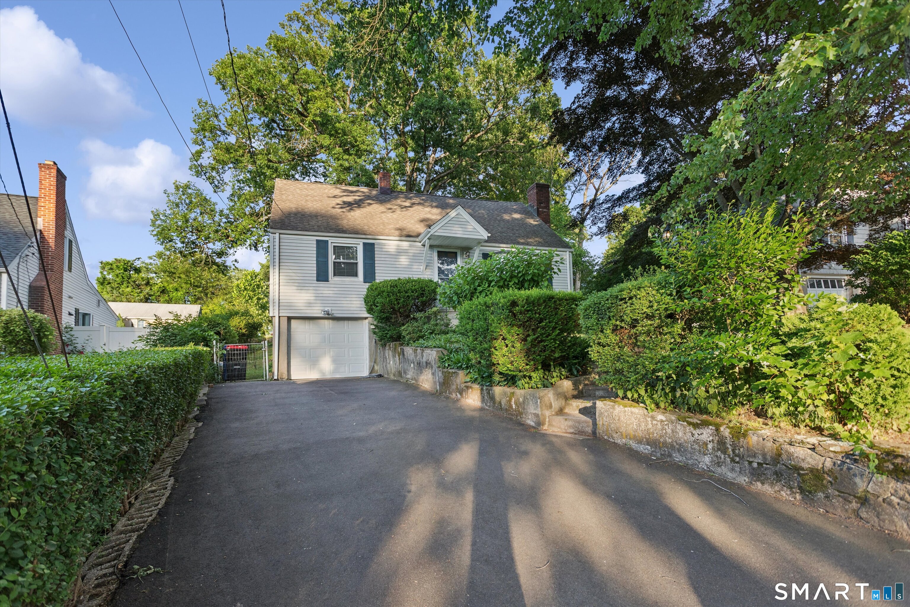 4 Eagle Road Norwalk, CT 06850 - Photo 3 of 39