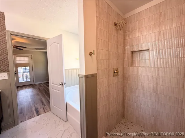 $1,875 | 254 Eclipse Drive, Fayetteville, NC 28311