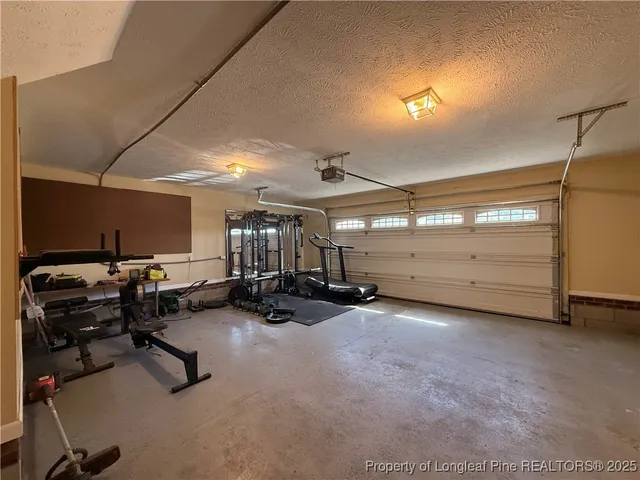 $1,875 | 254 Eclipse Drive, Fayetteville, NC 28311