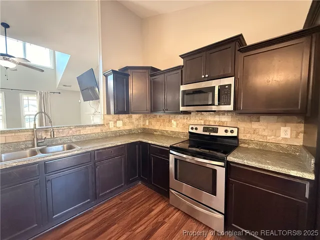 $1,875 | 254 Eclipse Drive, Fayetteville, NC 28311