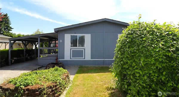 $104,900 | 214 Chapman Road, Unit 8, Castle Rock, WA 98611
