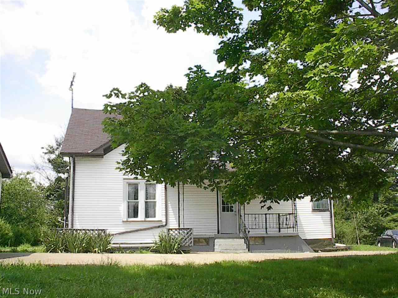 561 Bradys Ridge Road Wellsburg, WV 26070 - Photo 5 of 8 Gallery Image 5