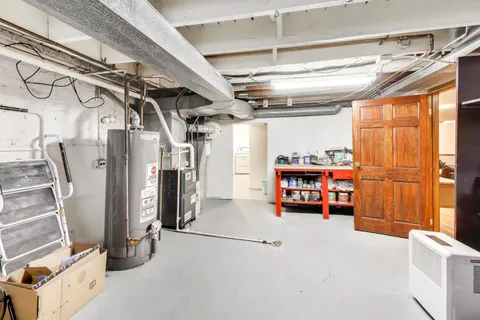 $650,000 | 277 East Oneida Avenue, Elmhurst, IL 60126