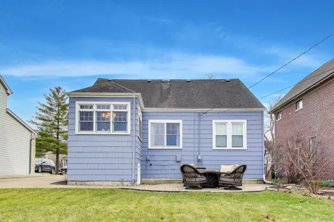 $650,000 | 277 East Oneida Avenue, Elmhurst, IL 60126
