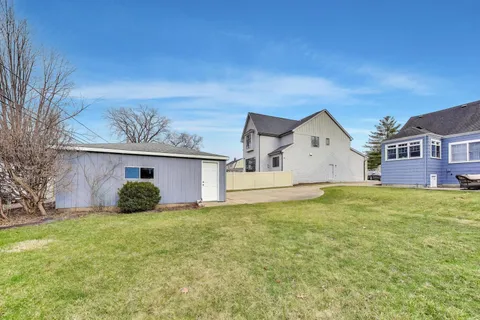 $650,000 | 277 East Oneida Avenue, Elmhurst, IL 60126