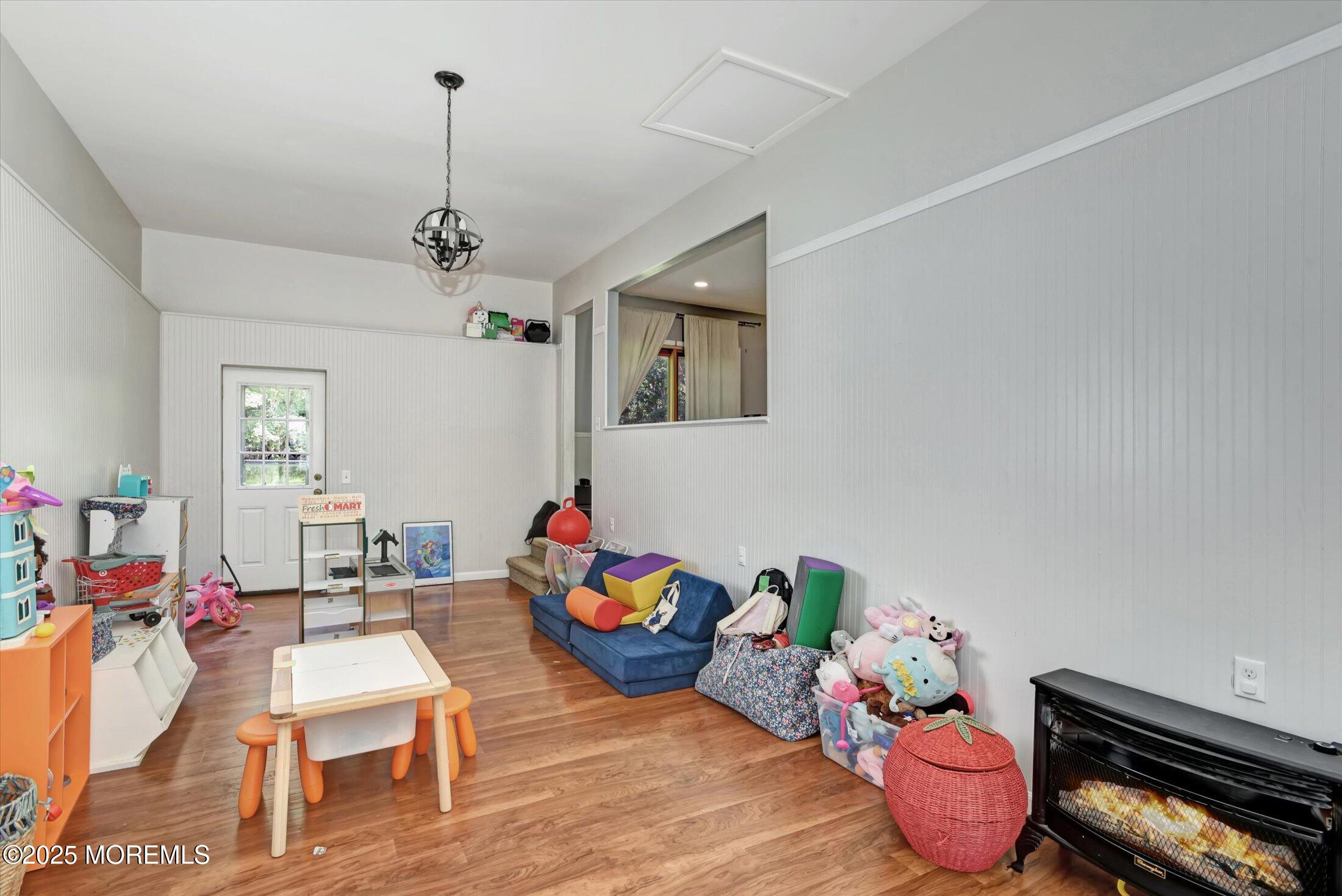 10 Bowman Road Jackson, NJ 08527 - Photo 15 of 32 a room with furniture and wooden floor