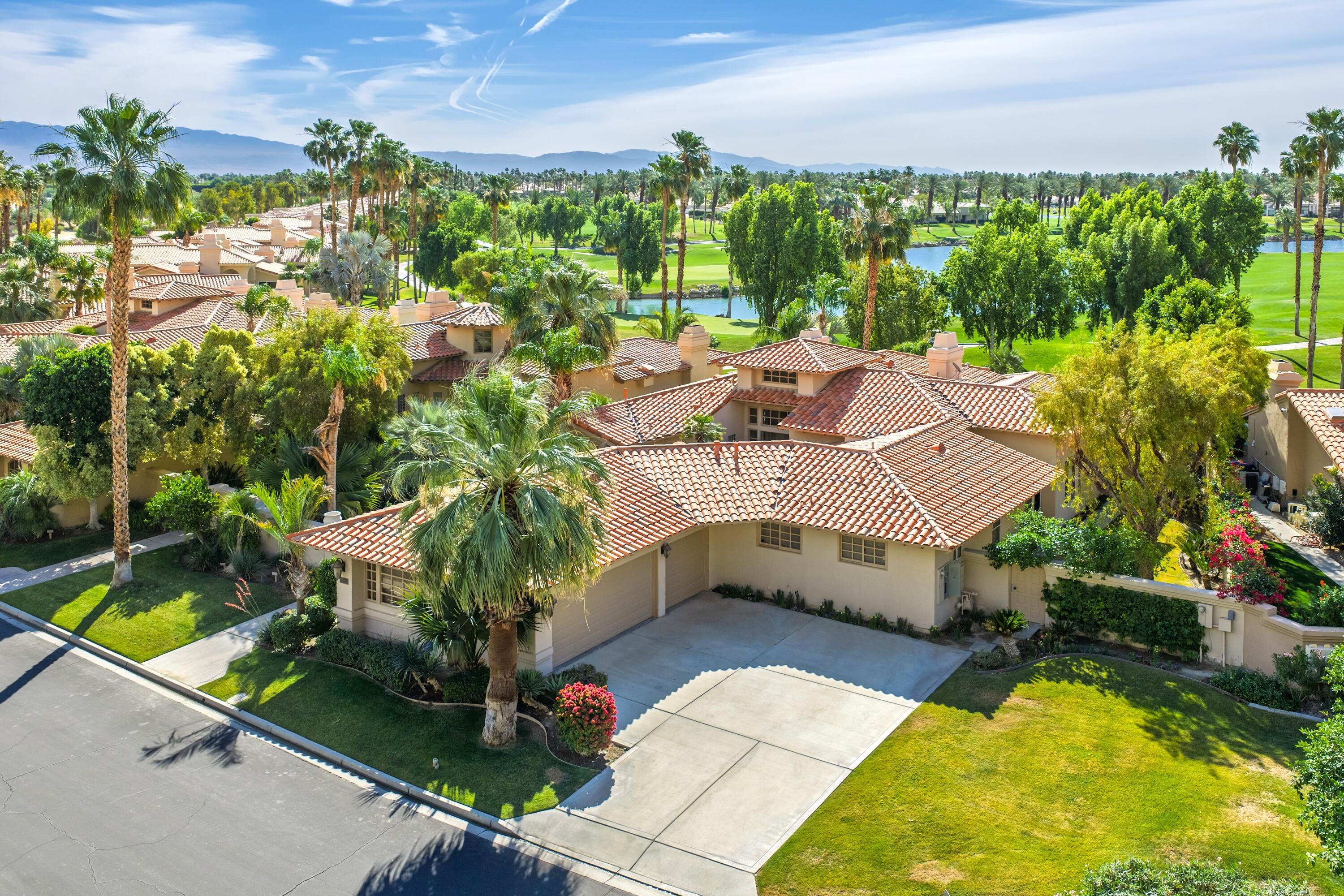 54310 Riviera La Quinta, CA 92253 - Photo 2 of 37 Photo-3