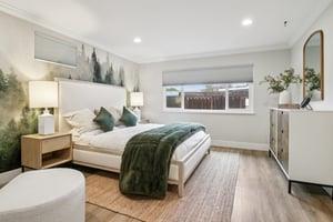 7106 Brooktree Way San Jose, CA 95120 - Photo 20 of 36 a bedroom with a large bed and a window