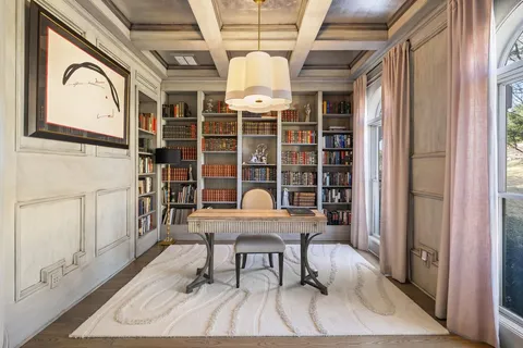 $2,350,000 | 19901 Angel Bay Drive, Spicewood, TX 78669