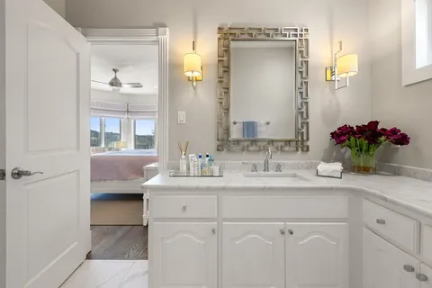 $2,350,000 | 19901 Angel Bay Drive, Spicewood, TX 78669