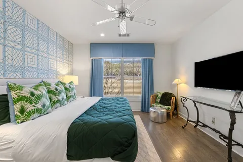 $2,350,000 | 19901 Angel Bay Drive, Spicewood, TX 78669