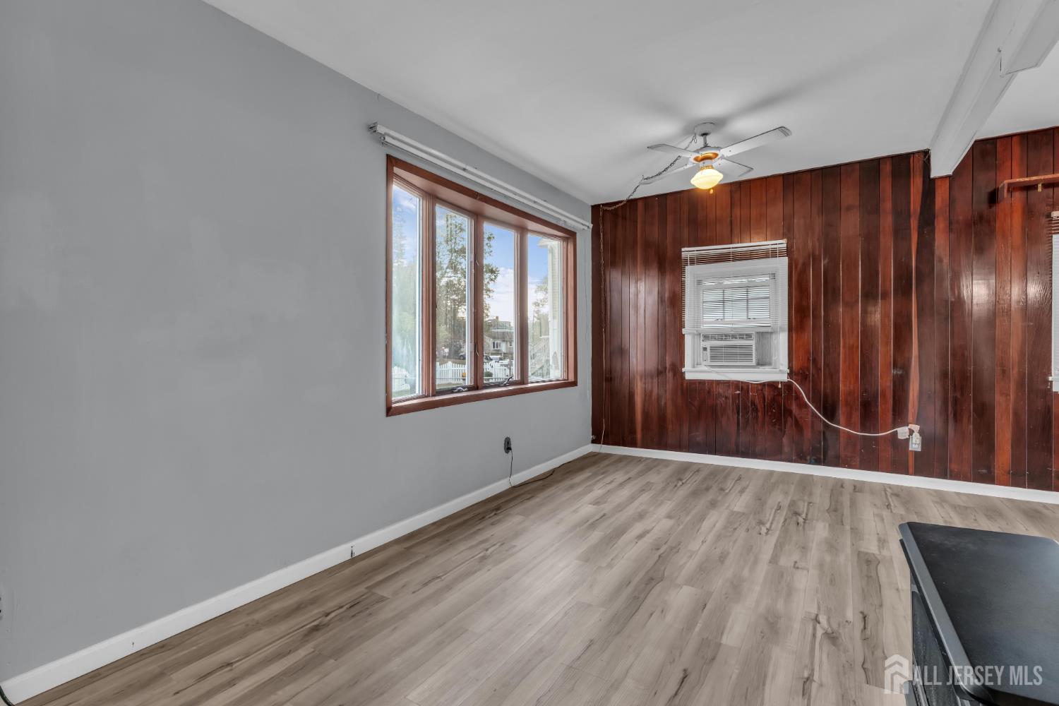 177 Creek Road Keansburg, NJ 07734 - Photo 4 of 21