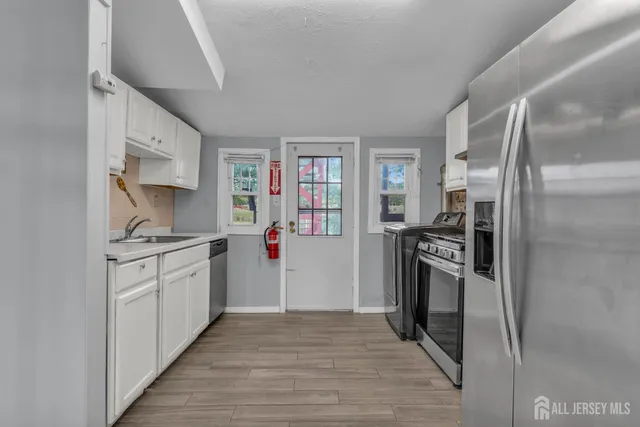 $2,500 | 177 Creek Road, Keansburg, NJ 07734