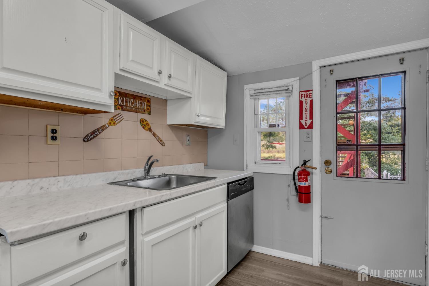 177 Creek Road Keansburg, NJ 07734 - Photo 8 of 21