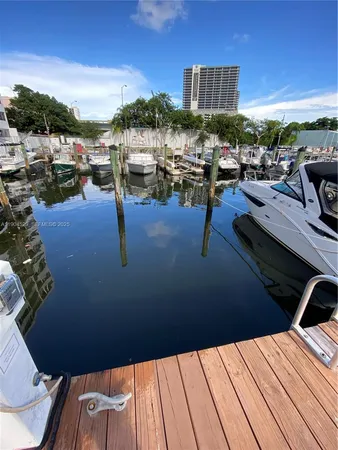 $250,000 | 1700 Northwest N River Drive, Unit 51, Miami, FL 33125