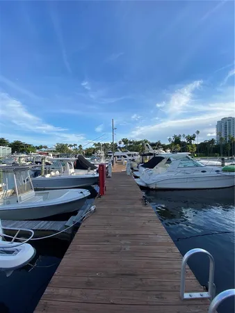 $250,000 | 1700 Northwest N River Drive, Unit 51, Miami, FL 33125