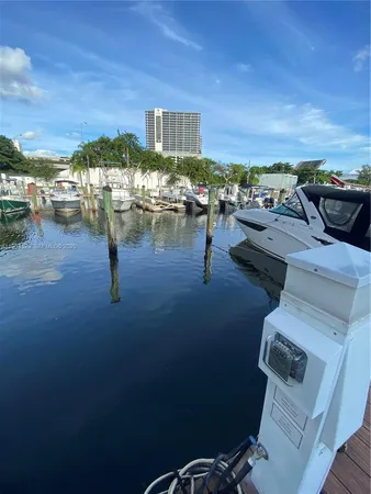 $250,000 | 1700 Northwest N River Drive, Unit 51, Miami, FL 33125